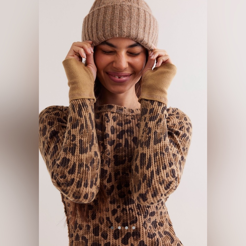 BNWT FP Pretty Little Thermal XS